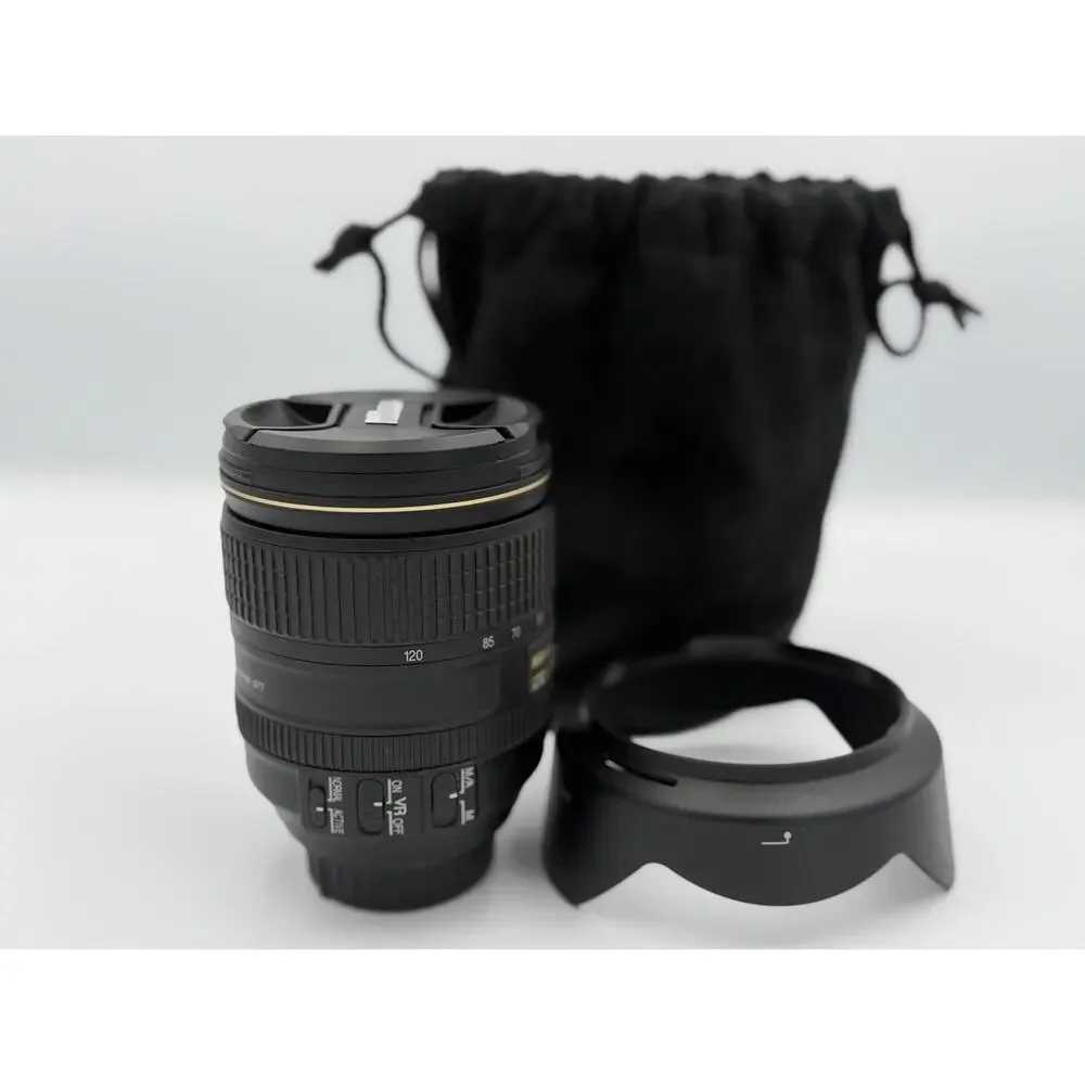 Pristine Nikon AF-S NIKKOR 24-120mm f/4G ED VR Lens w/Cap, Hood, and Soft Case